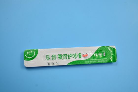 Einfache 0,5g Verpackung Natriumfluorid Lack Die wesentliche Zahnbehandlung für eine lebenslange Mundgesundheit mit Ce